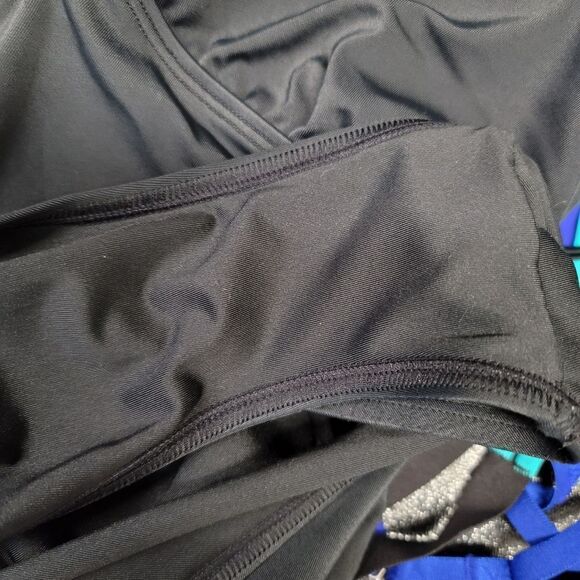 Adoreāmeāblackāoneāpieceāxl - Picture 2 of 7